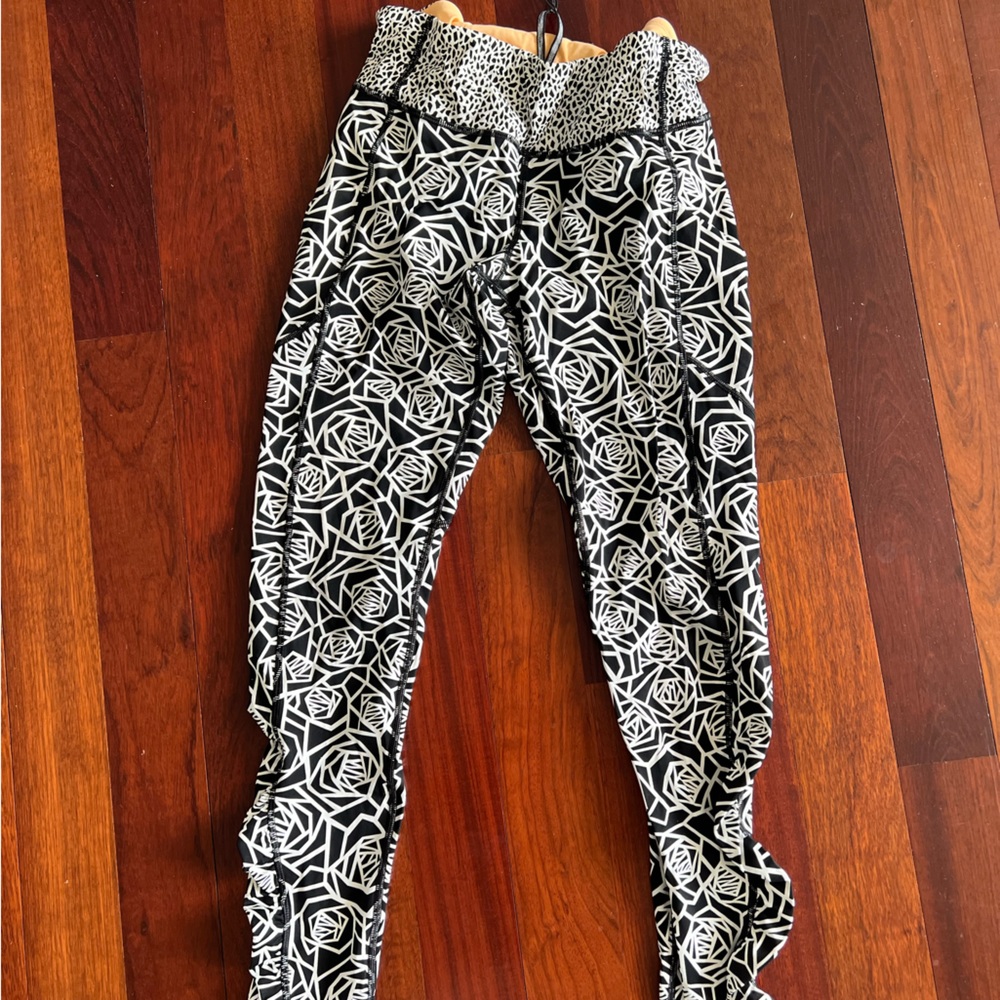 Lululemon running leggings